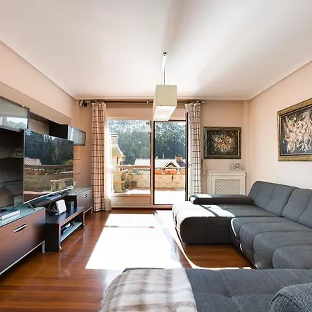Isuskiza Plencia Holiday home Mendiondo
