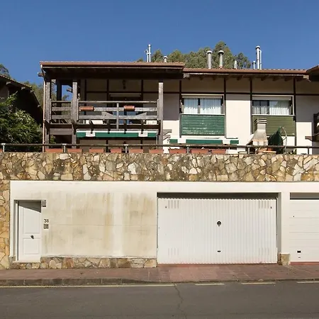 Isuskiza Plencia Holiday home *